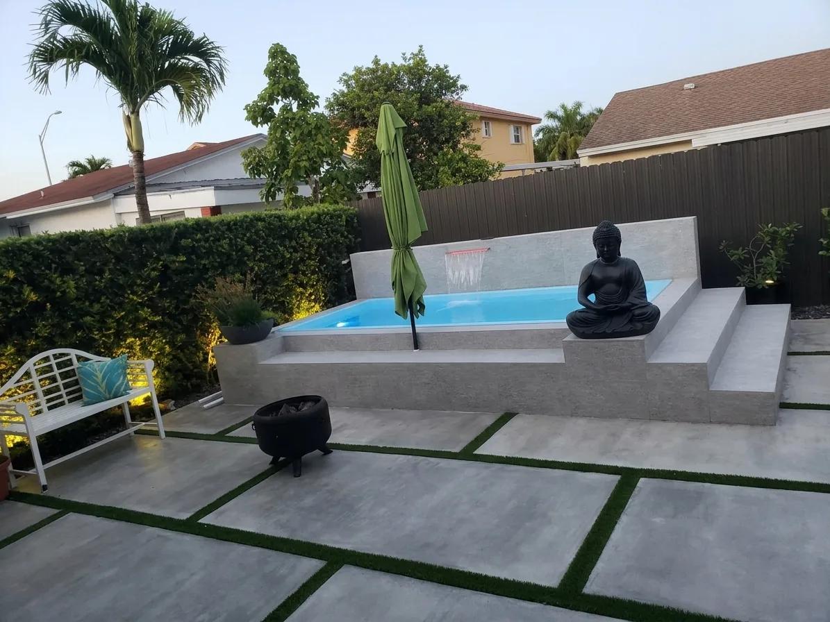 Nova — Miami, FL