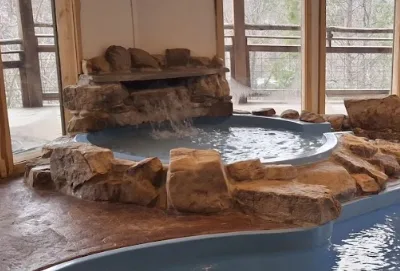 Natal Ledge fiberglass pool